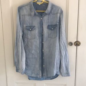 Long sleeve denim shirt